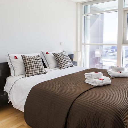 Rent4Rest Lisbon Parque Das Nacoes 17Th Floor River View Екстер'єр фото