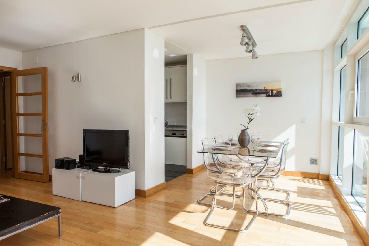 Rent4Rest Lisbon Parque Das Nacoes 17Th Floor River View Екстер'єр фото