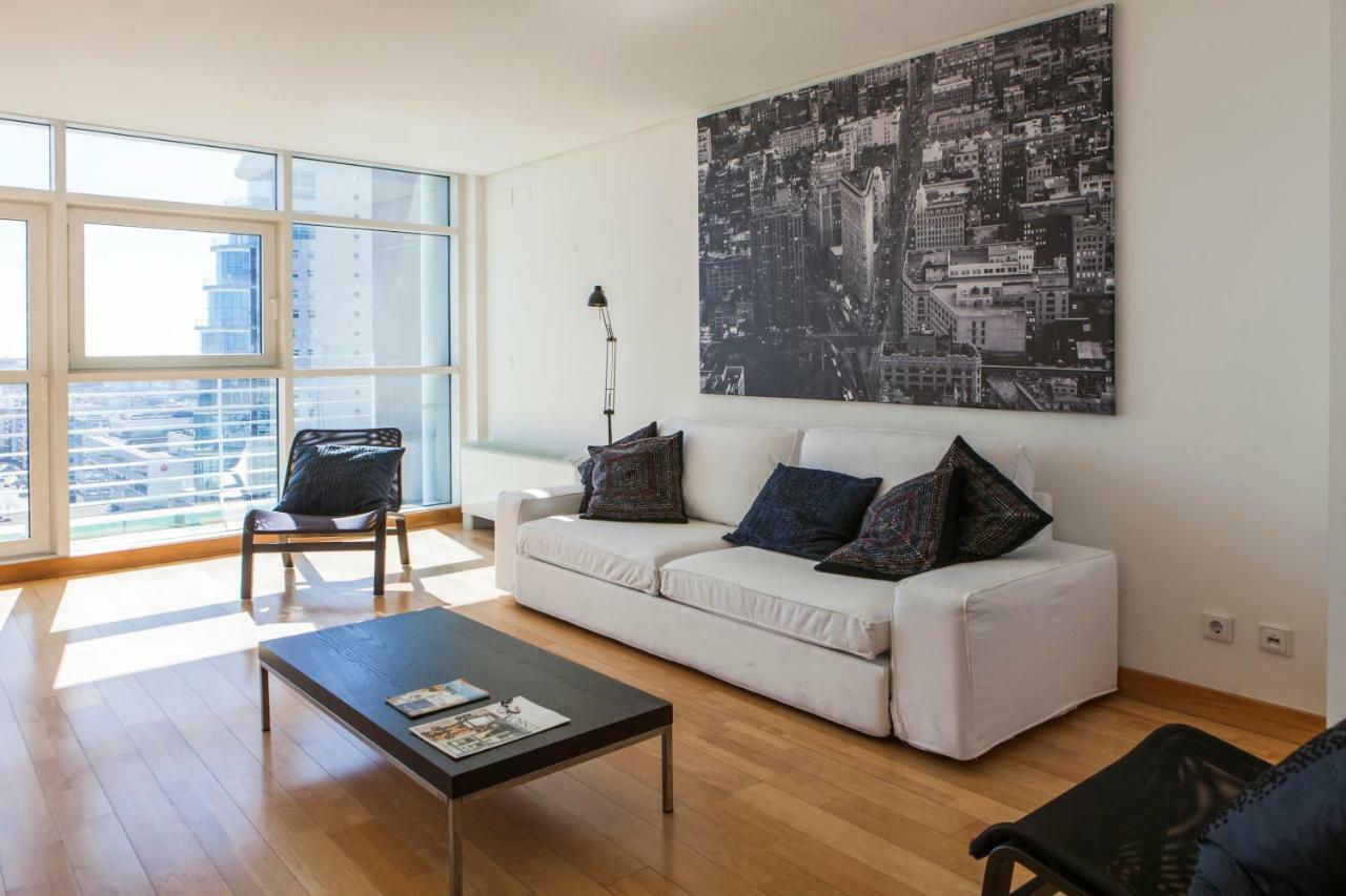Rent4Rest Lisbon Parque Das Nacoes 17Th Floor River View Екстер'єр фото