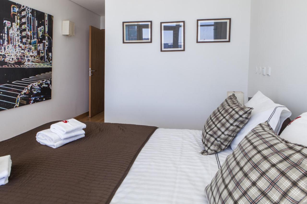 Rent4Rest Lisbon Parque Das Nacoes 17Th Floor River View Екстер'єр фото