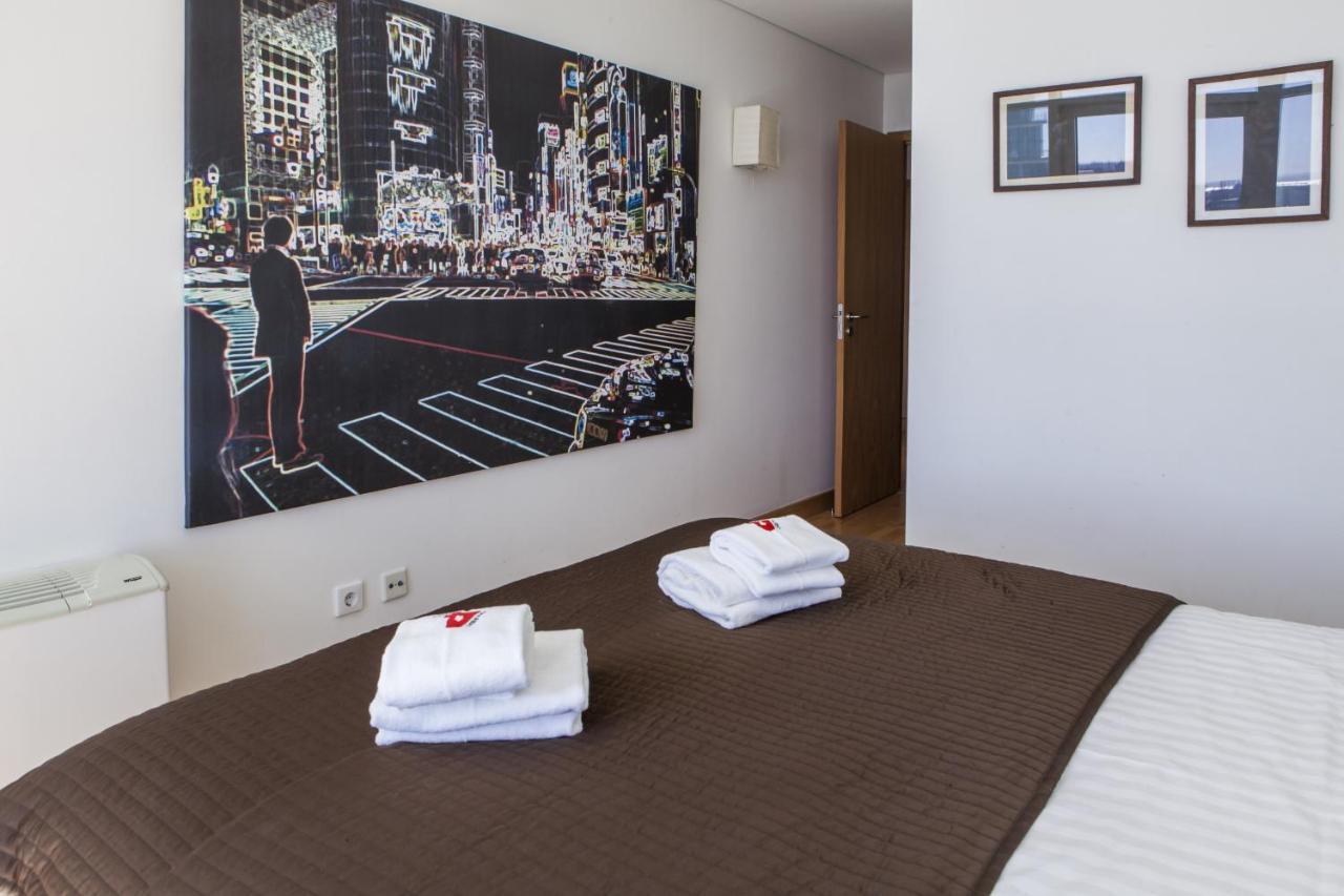 Rent4Rest Lisbon Parque Das Nacoes 17Th Floor River View Екстер'єр фото